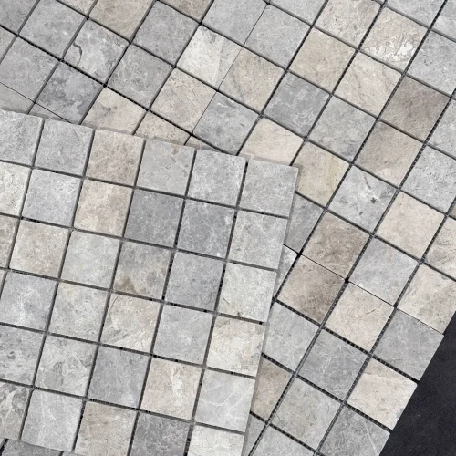 Przejdź do produktu Mozaika marmur dekoracyjny Tundra Grey 4,8x4,8x1 cm