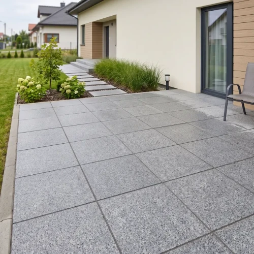 Przejdź do produktu Płytka granitowa płomieniowana G654 New Padang Dark / Impala Grey 60x60x2 cm